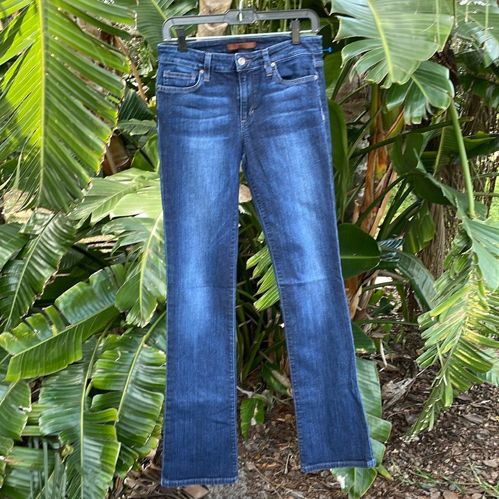 Joe’s jeans low to mid rise, boot cut